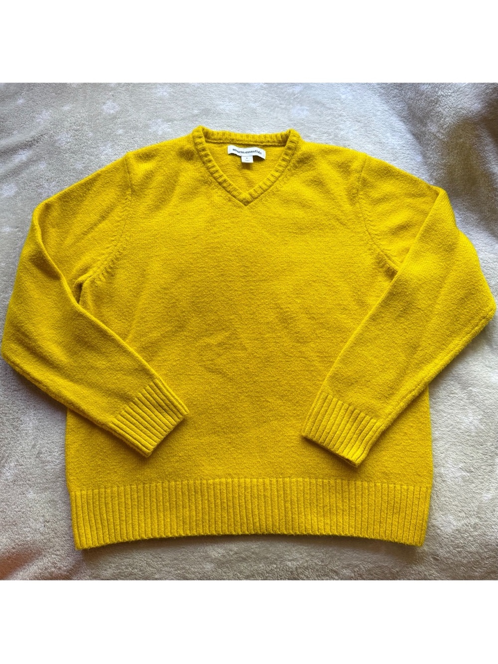 Amazon Essentials Men’s V-Neck Sweater in Bright Yellow